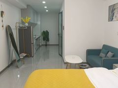 -枫璟轻奢·观影酒店(西安皂河地铁站店)