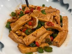 小炒花石香干-红色盛宴酒楼(科丰桥店)