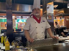 -利昂法式铁板主题餐厅(新奥购物中心店)