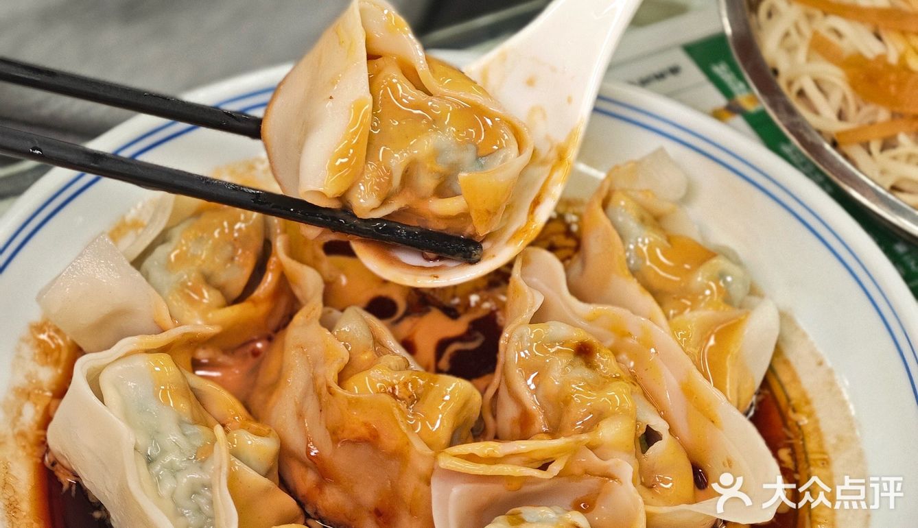 老板太懂上海人了，那么经典的菜这里都有！