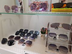 -明月眼镜(三坝店)