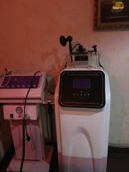 -爱美丽科技美肤中心