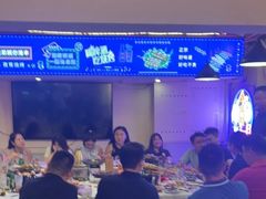 -海盗船. 龙虾烧烤. 酒馆