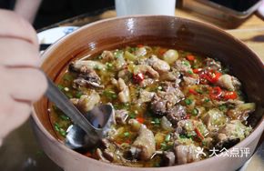 Sour Chili Steamed Chicken