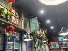 -超越炭火牛蛙火锅鸡(河东店)