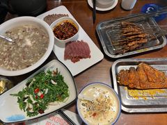 -老兰家传统烧烤炒菜泡馍(小南门店)