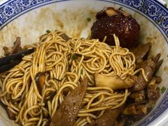 -沪西老弄堂面馆(定西路店)