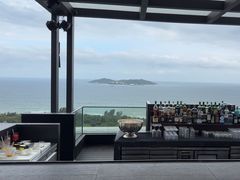 -瑰丽酒店·海吧·天际下午茶·现场DJ·天台酒吧