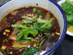 坨坨牛肉面-山城盅盅面