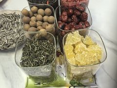 -三江源美食城