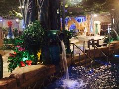 -泉城欧乐堡戏水湾艺术养生温泉