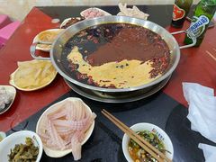 特色鱿鱼-储奇门鳝鱼火锅(总店)