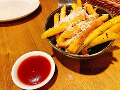 黑松露芝士薯条-G+KITCHEN(龙湖狮山天街店)