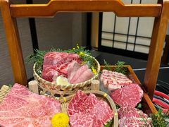 特选七拼-山川小町·极番烧肉(新地假日广场店)