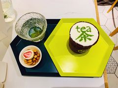 手工奶盖茶-茶是一枝花泡茶店