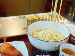 -百年老字号·观振兴蟹黄面·三虾面·苏式面(观前街富仁坊巷店)