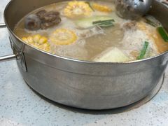 -肥仔文澳门猪骨煲(南京西路店)