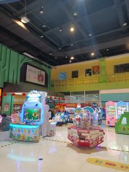 -玩塾品格乐园(宇宙太空龙旗店)