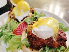 疯狂手撕牛肉班尼迪克蛋-The Rug Cafe(王府中环店)