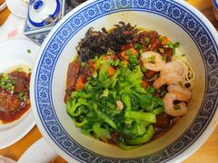 八宝辣酱面-沪西老弄堂面馆(定西路店)