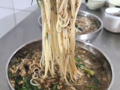 -正宗杨记普洱酸醋米线(总店)