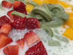 士多啤梨芒果绿茶拉面-甜心妈妈·榴莲星级糖水(北京路总店)