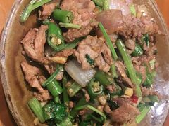 爆炒小黄牛-苗湘食府(十年店)