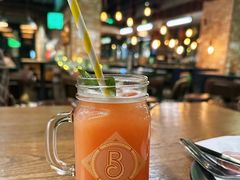 -BOURBON 玻本美式餐厅酒吧(虹桥新天地店)