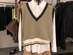 -URBAN REVIVO(欢乐海岸购物中心店)