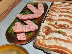 -草家酱蟹炭火烤肉店(珲春南路一店)