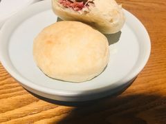 现烤玫瑰鲜花饼-云海肴·汽锅鸡·云南菜(领展购物广场·中关村店)