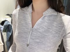 -lululemon(上海浦东IFC店)