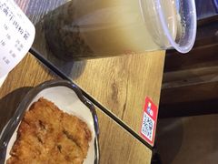 -鑫花溪牛肉米粉(人民广场店)