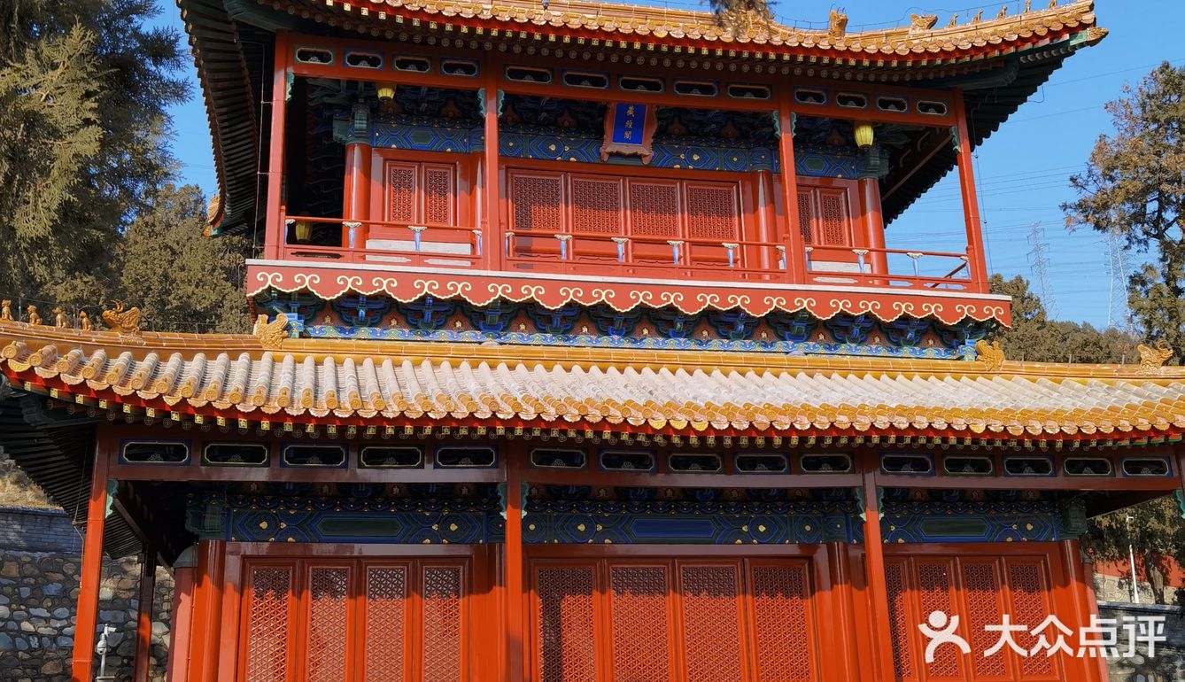 法海寺壁画的精美可与莫高窟比肩