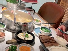 -左庭右院鲜牛肉火锅(环球港店)