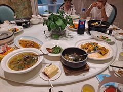 -沪华海鲜大酒楼(南汇店)