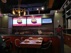 -周鱼小馆石锅酸菜鱼(活力汇店)