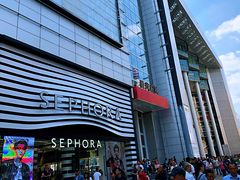 -上海世茂广场(南京东路店)