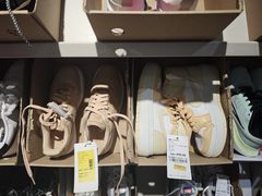 -唯品会(北京国瑞城店)