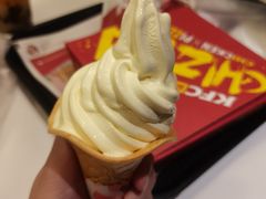 -肯德基(成山路地铁站店)