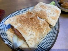 餐肉蛋烧饼-桃园眷村(万象天地店)