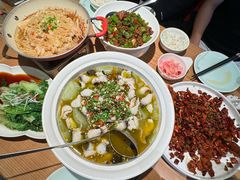 -自己人·宜昌菜(水悦城店)