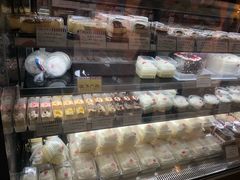 零售区-红宝石·鲜奶小方(莘庄龙之梦店)