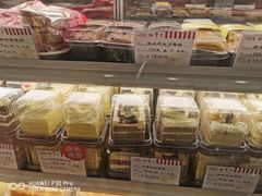 -红宝石·鲜奶小方·海派西点房(丰庄店)