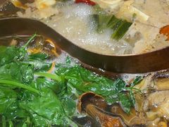 -洱火云南酸菜牛肉火锅(石景山当代商城店)