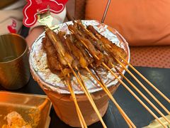-何师烧烤Pro ·江湖川菜·小龙虾·精酿啤酒(太古里旗舰店)