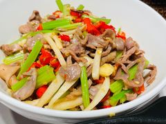 -费大厨辣椒炒肉(黄兴中心广场店)