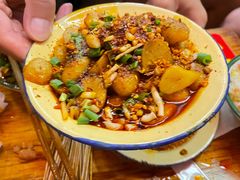-拈签一笑黄牛肉辣卤串串