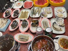 -四囍码头海鲜烧烤自助火锅(外滩南京东路悦荟广场店)