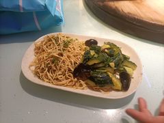 -鱼窝棚柴火铁锅炖(富山屯店)